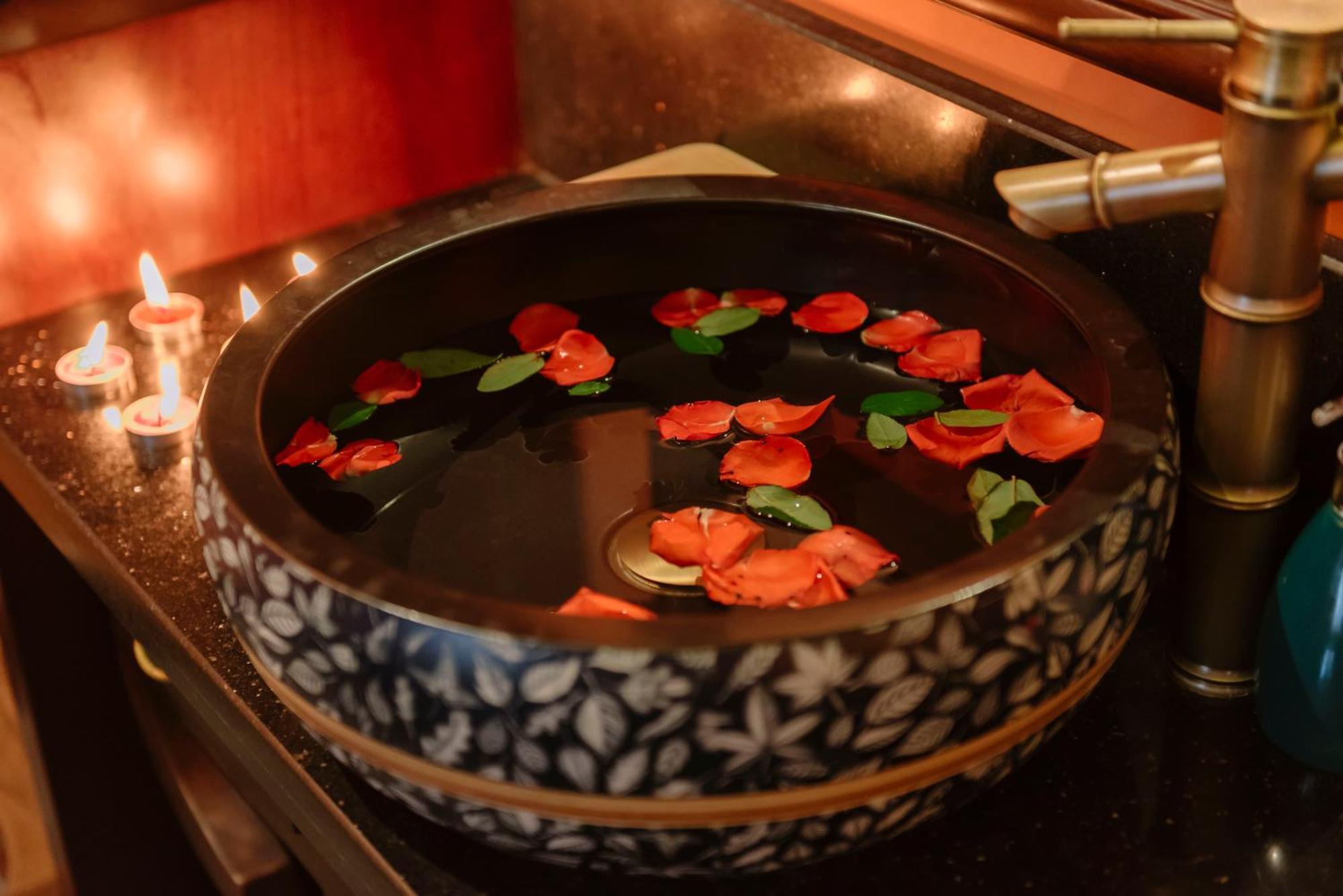 הואה Spatel D'Annam - Imperial Boutique Spa & Hotel מראה חיצוני תמונה